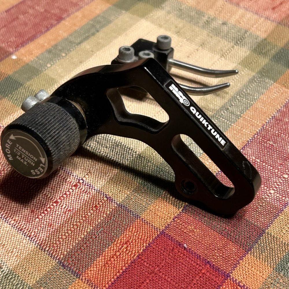 Nap Quiktune Archery Prong Rest - Right Handed